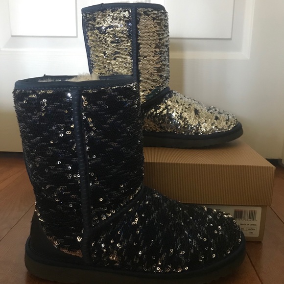 UGG classic short sparkles size 6 - Picture 4 of 6